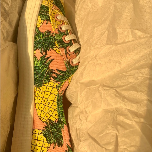 Rocket Dog Women's Chowchow Fruit Juice Sneaker - Picture 8 of 8